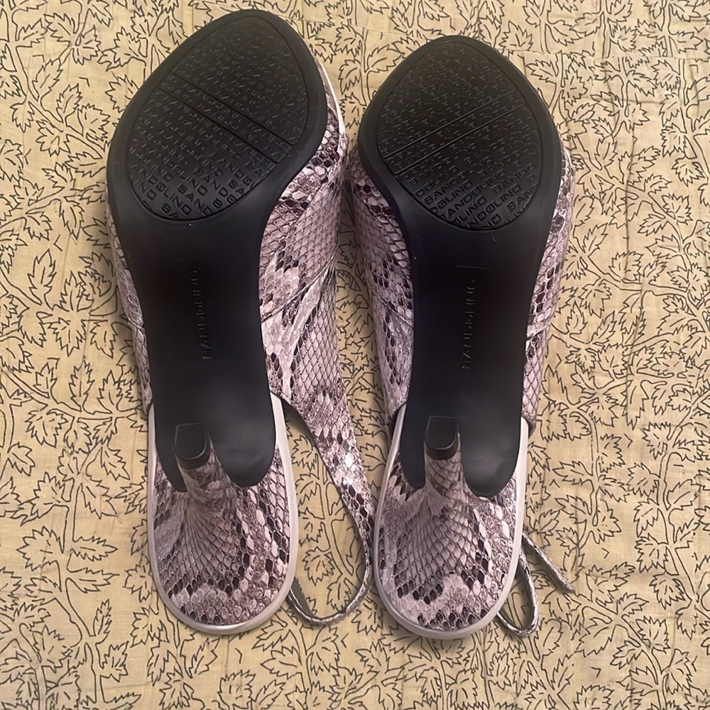 NIB BANDALINO Black Gray and Cream Snakeskin Patterned Shoes - Picture 5 of 9